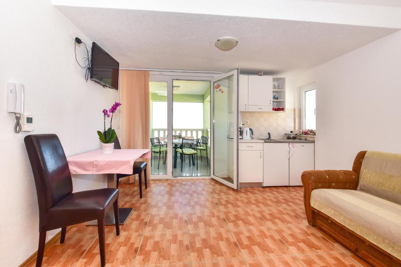Apartmani Roso ماكارسكا المظهر الخارجي الصورة