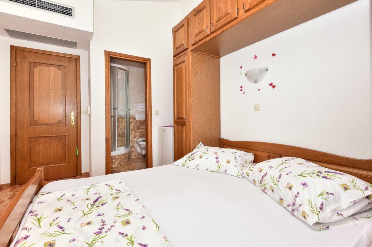 Apartmani Roso ماكارسكا المظهر الخارجي الصورة